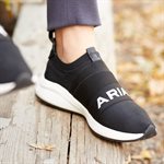 SOULIER ARIAT IGNITE SLIP-ON NOIR ET BLANC